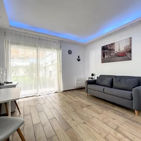 Studio Face - Apartment